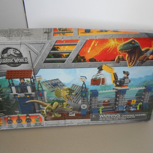 Lego Jurassic World Dioshosaurus Outpost Attack 75931 park retired ( DAMAGED BO0 - Picture 2 of 2